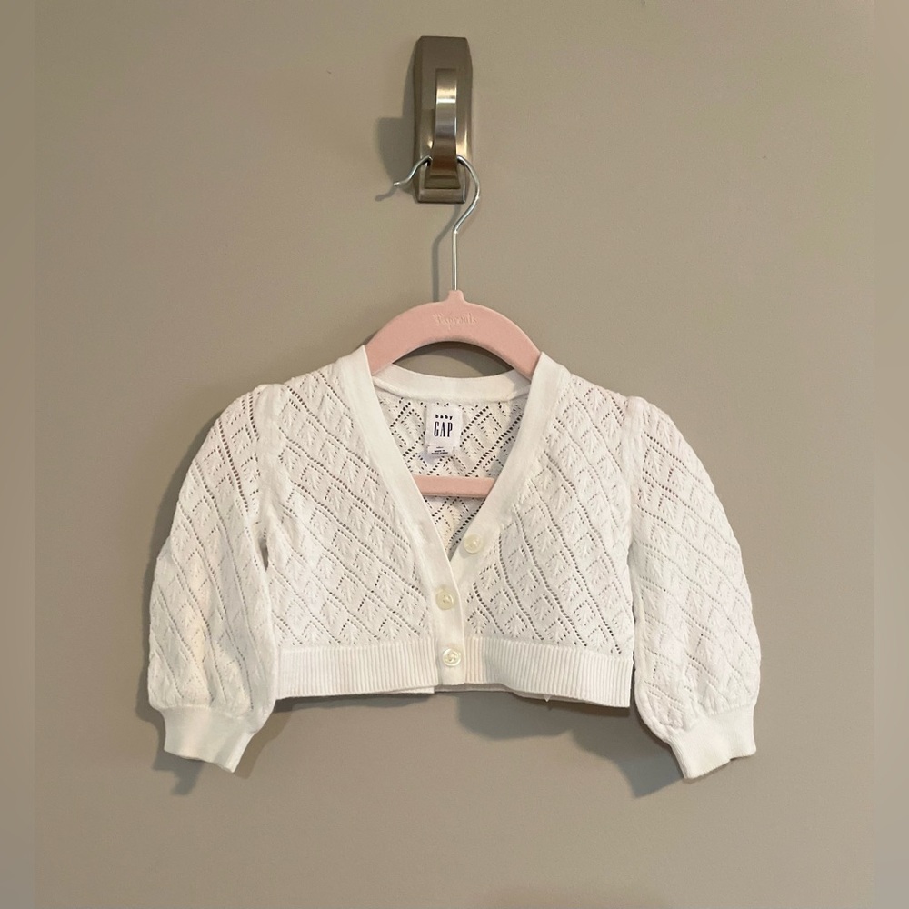 baby GAP 6-12m white cardigan